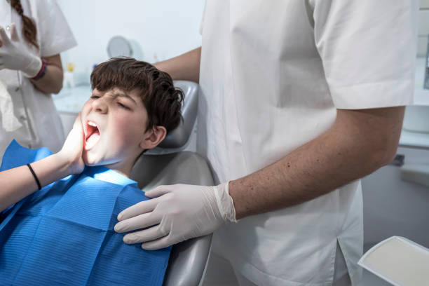 Best Emergency Dental Care for Broken or Chipped Teeth in Crystal City, TX