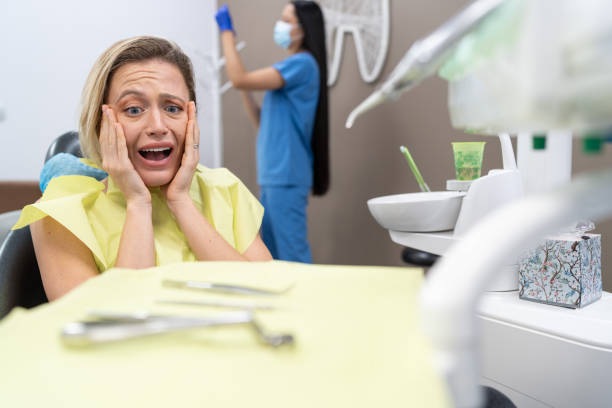 Best Emergency Gum Treatment in Crystal City, TX